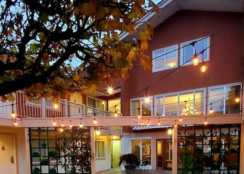 British Columbia District of North Vancouver Facade