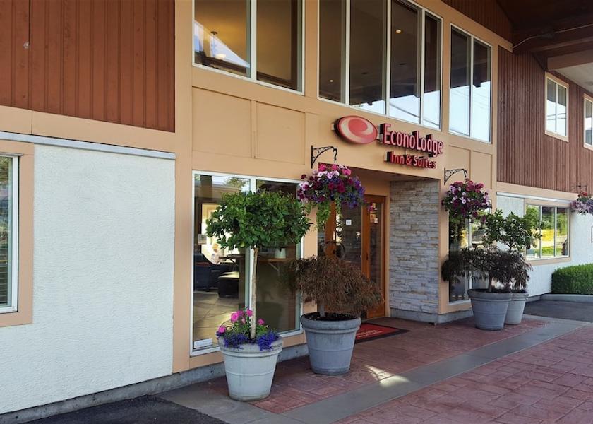 British Columbia District of North Vancouver Facade