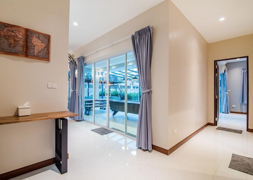 Prachuap Khiri Khan Cha-am Interior Entrance