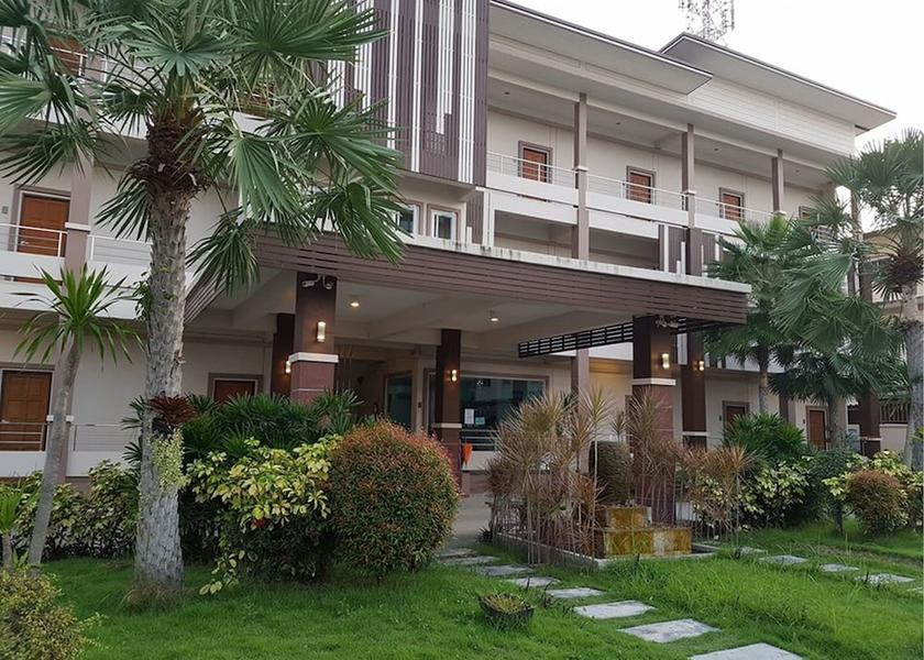 Nakhon Nayok Province Ban Na Courtyard