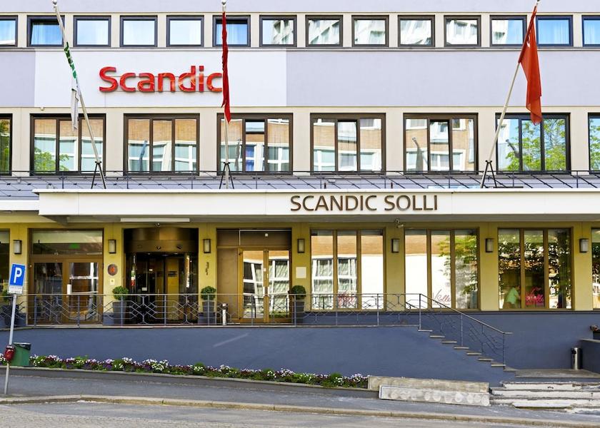  Oslo Exterior Detail