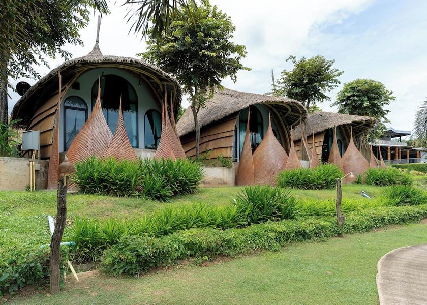 Kanchanaburi Province Sai Yok Room