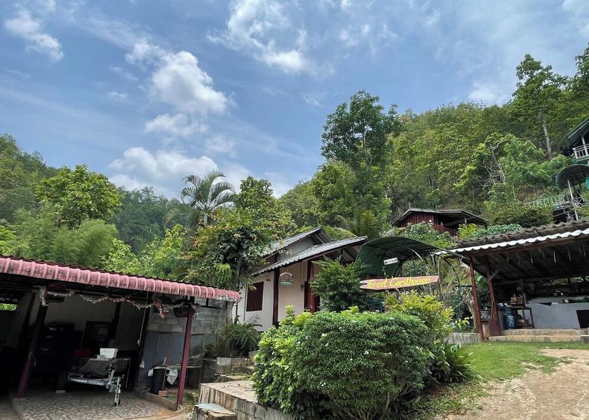 Chiang Mai Province Samoeng Facade
