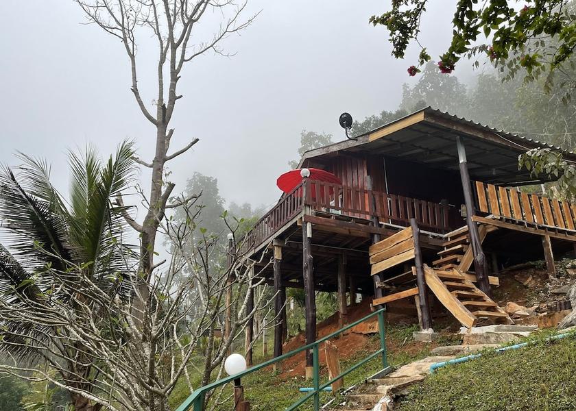 Chiang Mai Province Samoeng Facade