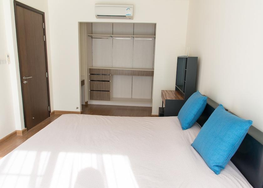 Phuket Province Thep Krasattri Room