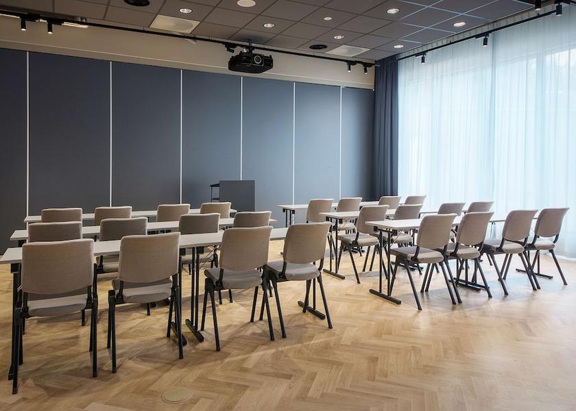  Oslo Meeting Room