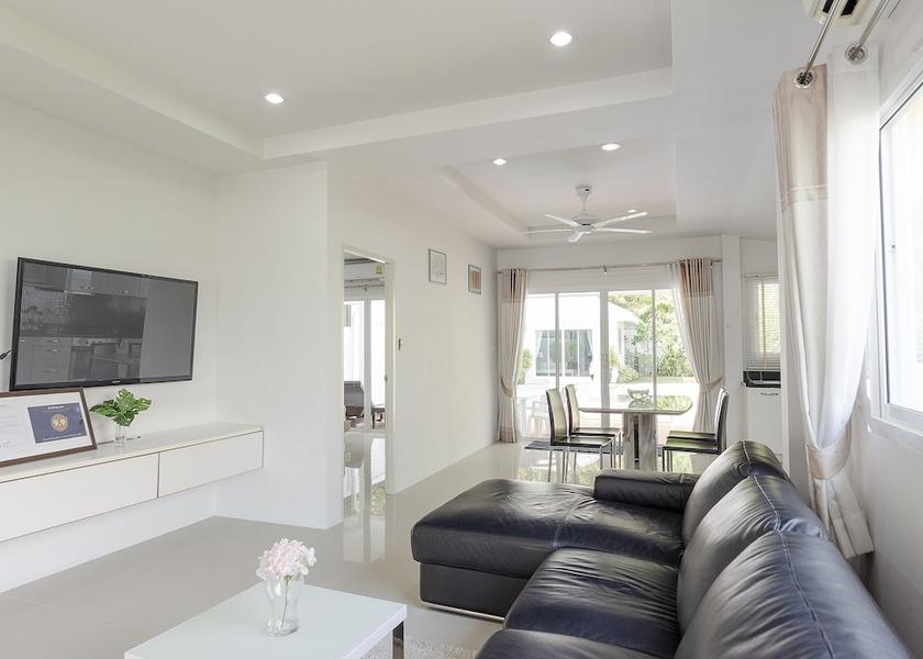 Phuket Pa Klok Living Area