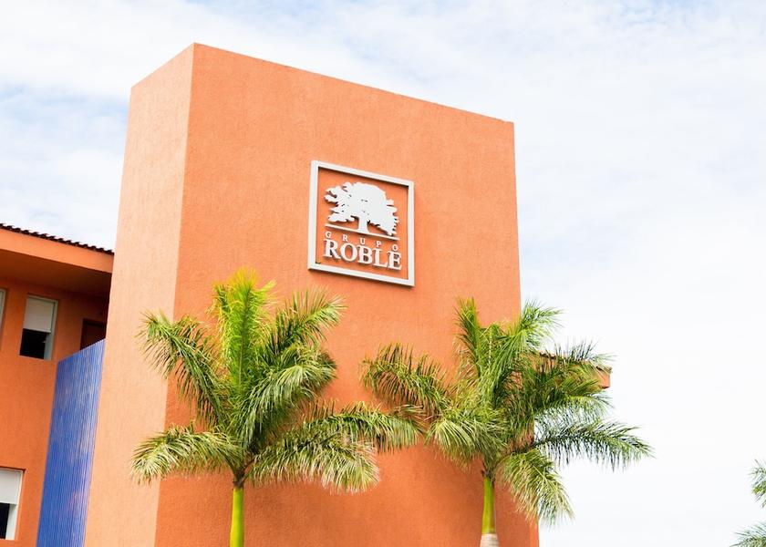 Alajuela Escazu Exterior Detail