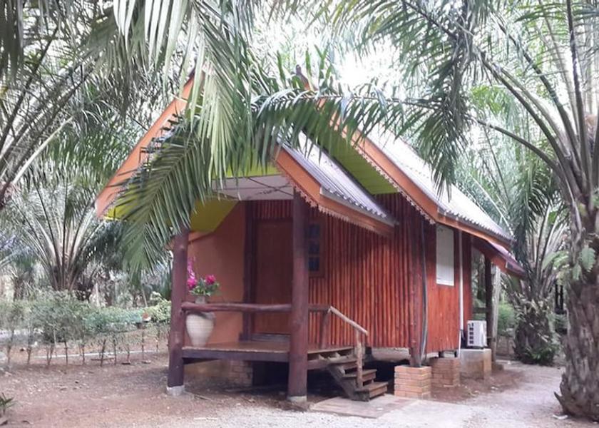Surat Thani Khiri Rat Nikhom Exterior Detail