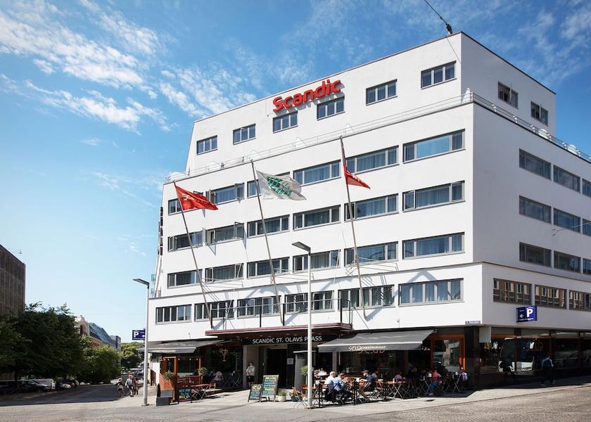  Oslo Exterior Detail