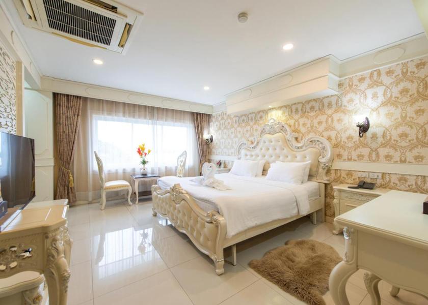 Sakon Nakhon Province Sakon Nakhon Executive Suite