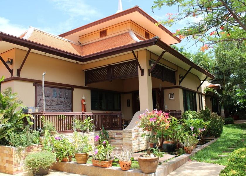 Prachuap Khiri Khan Sam Roi Yot Exterior Detail