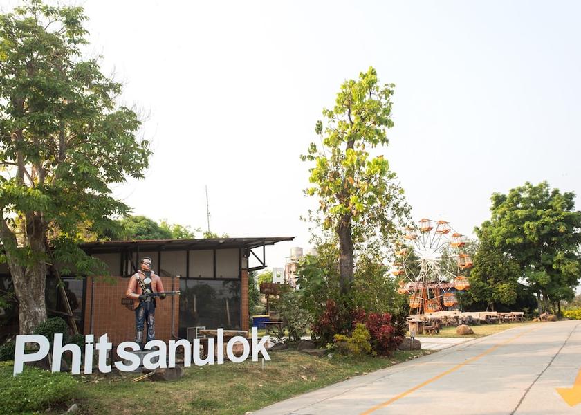 Phitsanulok Phitsanulok Exterior Detail