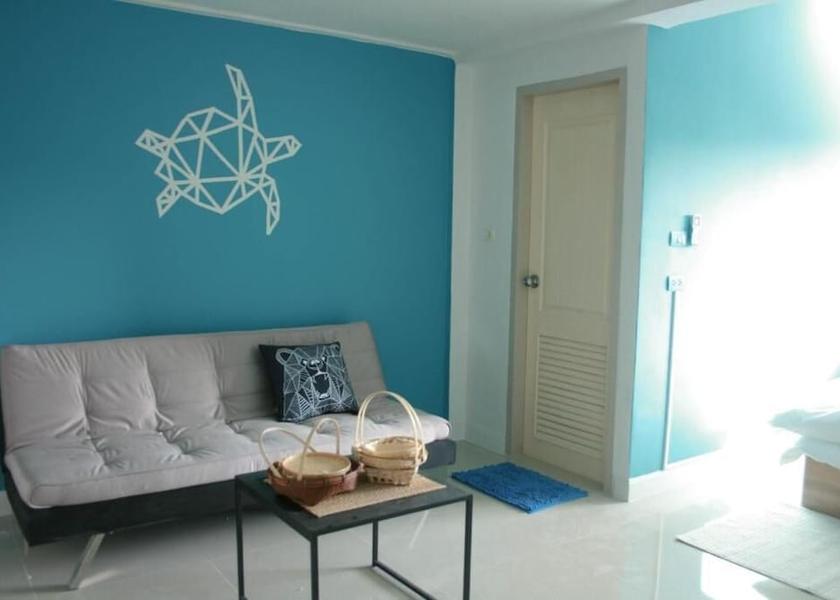 Phuket Si Sunthon Interior Entrance