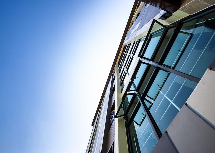 Bangkok Lam Luk Ka Facade