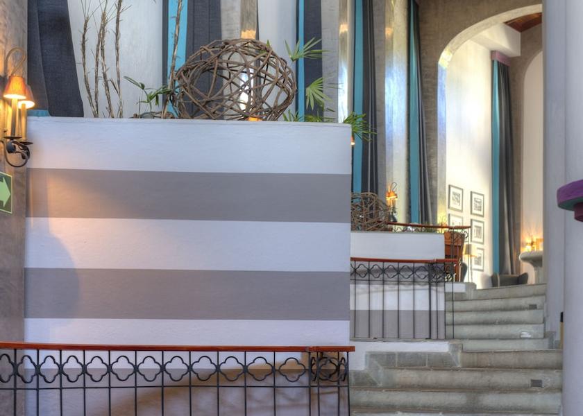 Alajuela Escazu Exterior Detail