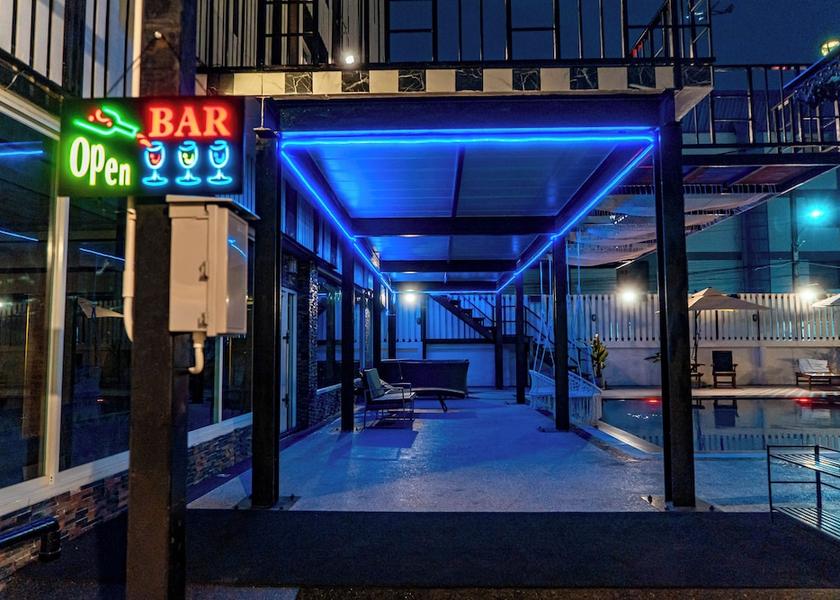 Bangkok Bang Phli Outdoor dining