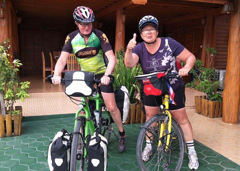 Chiang Mai Province San Kamphaeng Facade