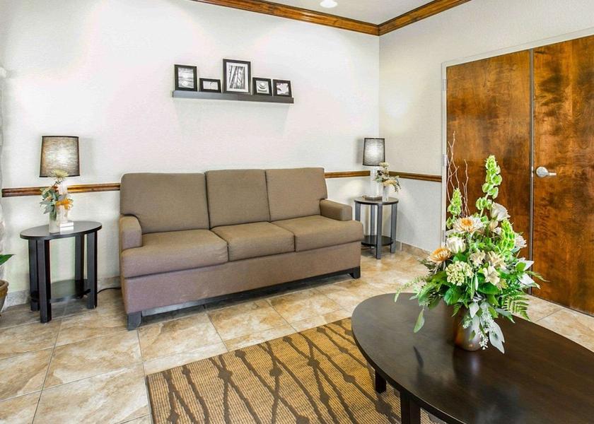 Texas Gonzales Lobby