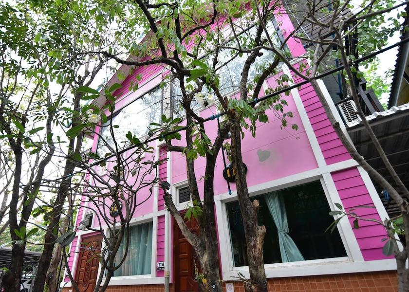 Nakhon Sawan Nakhon Sawan Exterior Detail