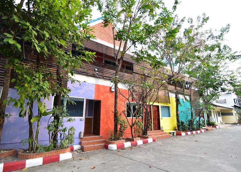 Nakhon Sawan Nakhon Sawan Property Grounds