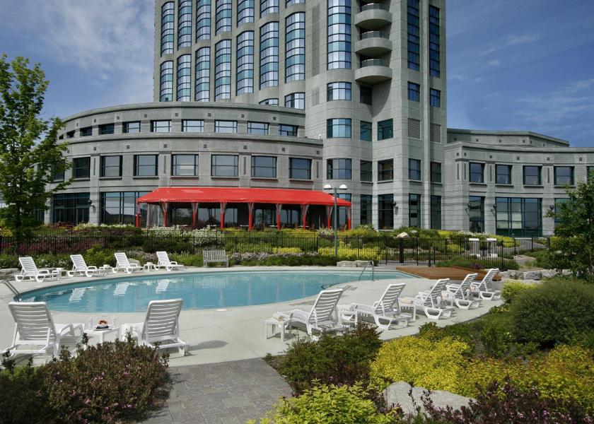 Ontario Ottawa Hotel Exterior