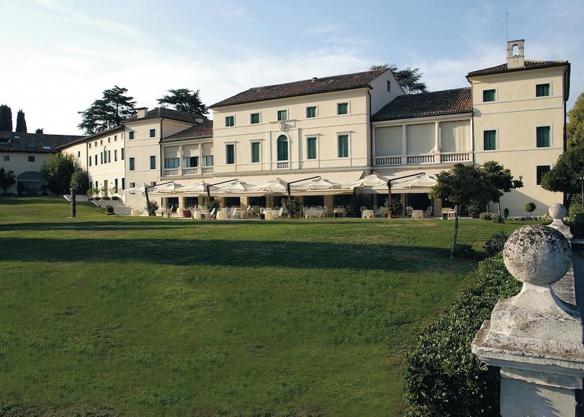 Veneto Arcugnano Exterior Detail