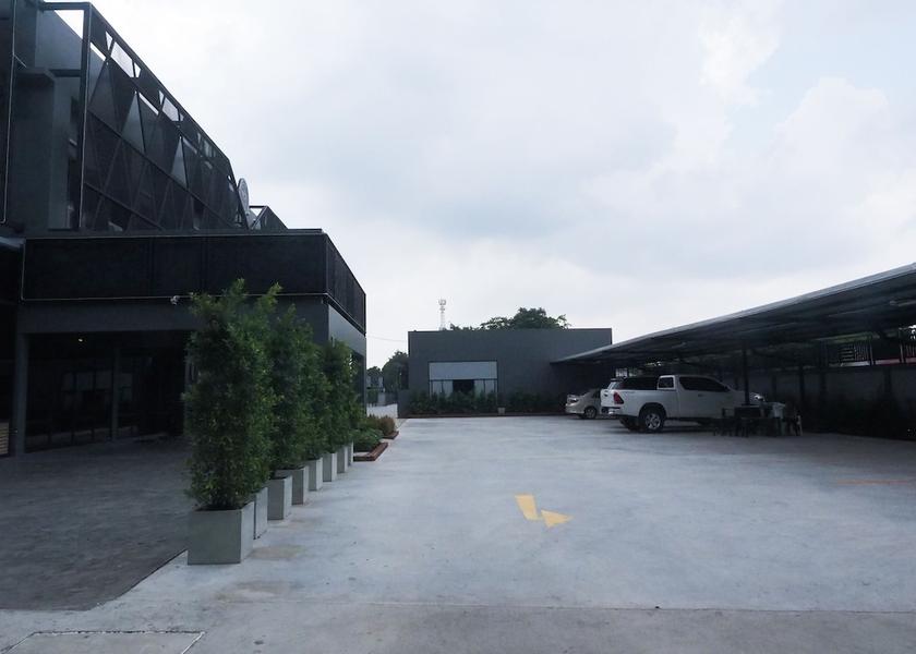 Nakhon Ratchasima Nakhon Ratchasima Facade