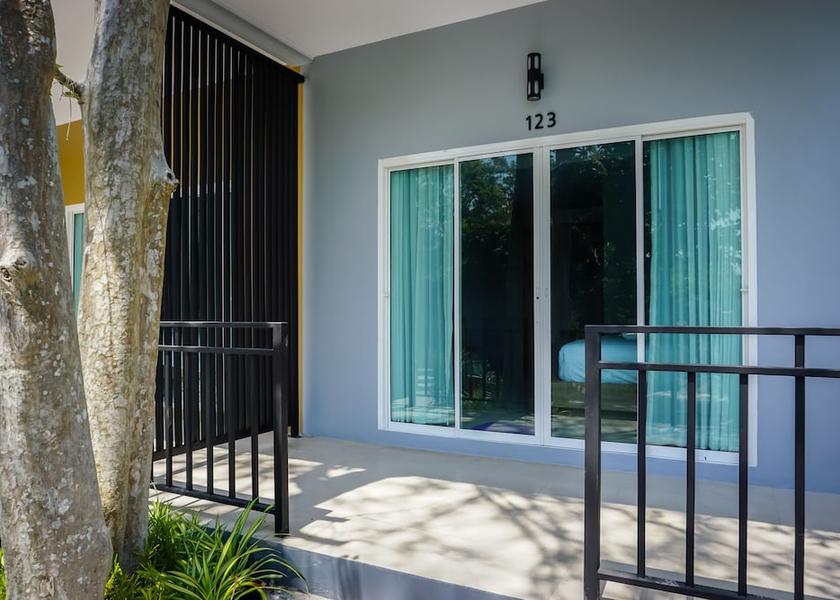 Krabi Province Ko Phi Phi Terrace/patio