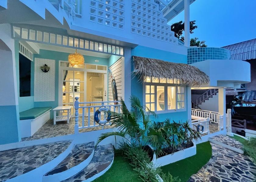 Surat Thani Koh Tao Facade