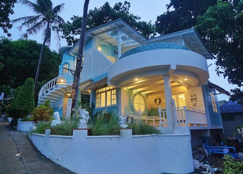 Surat Thani Koh Tao Facade