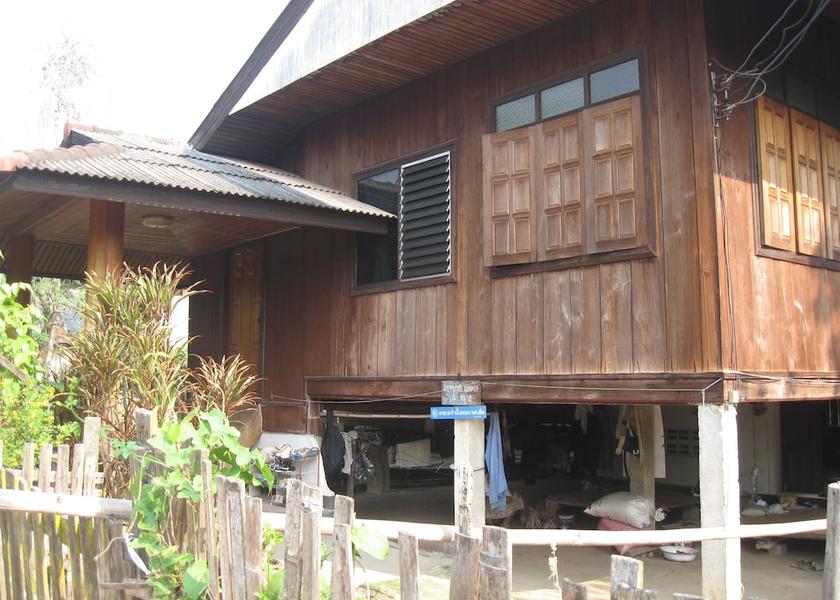 Mae Hong Son Province Khun Yuam Exterior Detail