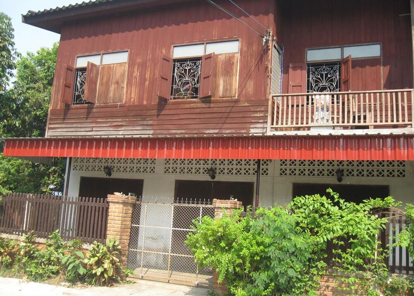 Mae Hong Son Province Khun Yuam Exterior Detail