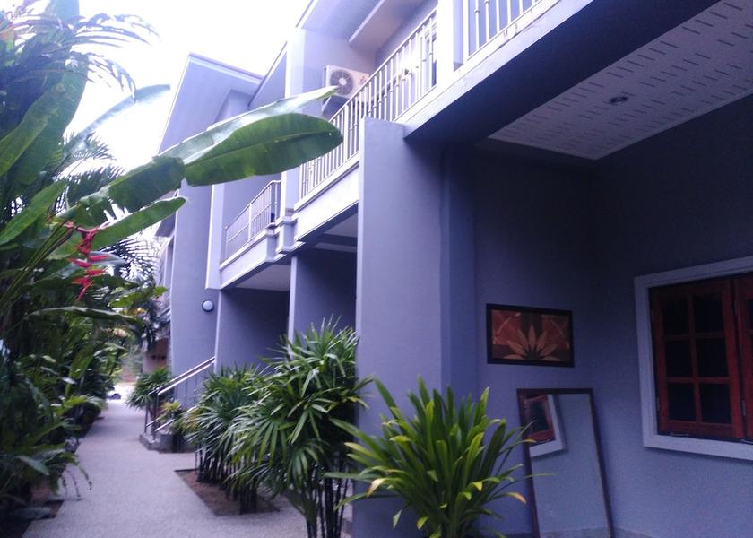  Thai Mueang Exterior Detail