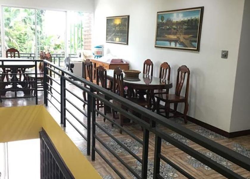 Satun Province La-ngu Interior Entrance