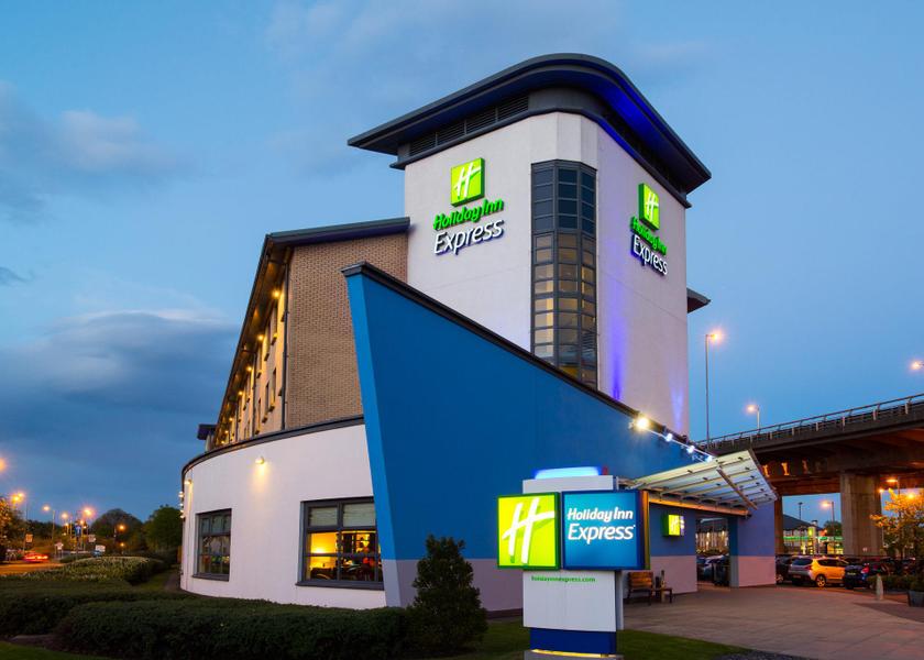 Scotland Paisley exterior view