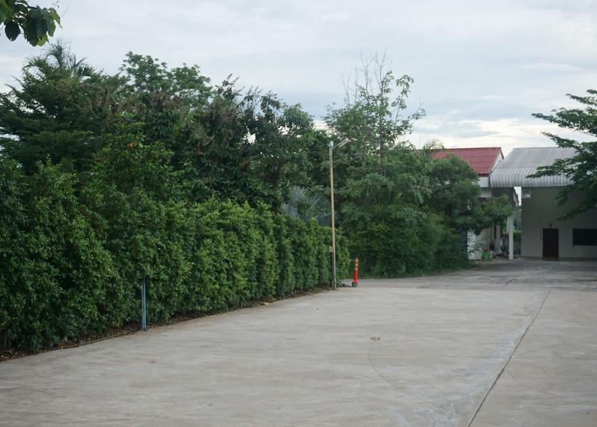 Roi Et Roi Et Property Grounds
