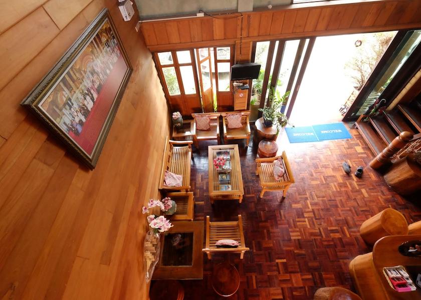 Mae Hong Son Province Mae Sariang Lobby sitting area