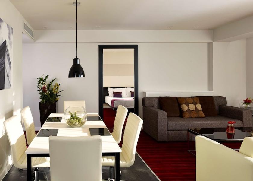 England Leeds Room