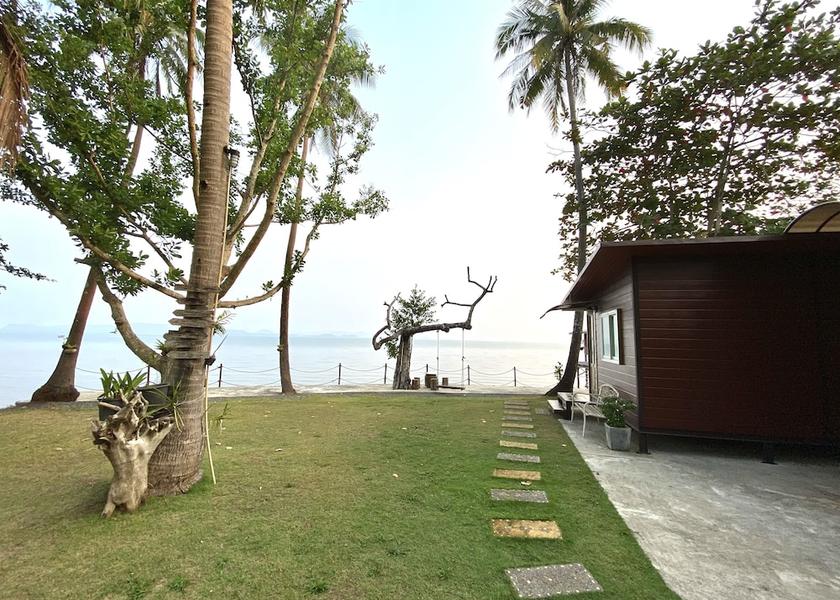 Trat Province Ko Chang Facade