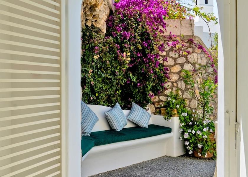 Campania Capri Exterior Detail