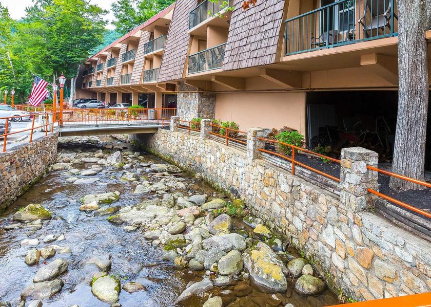 Tennessee Gatlinburg exterior view