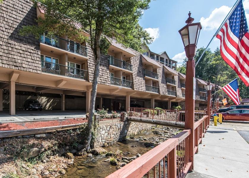 Tennessee Gatlinburg Exterior Detail