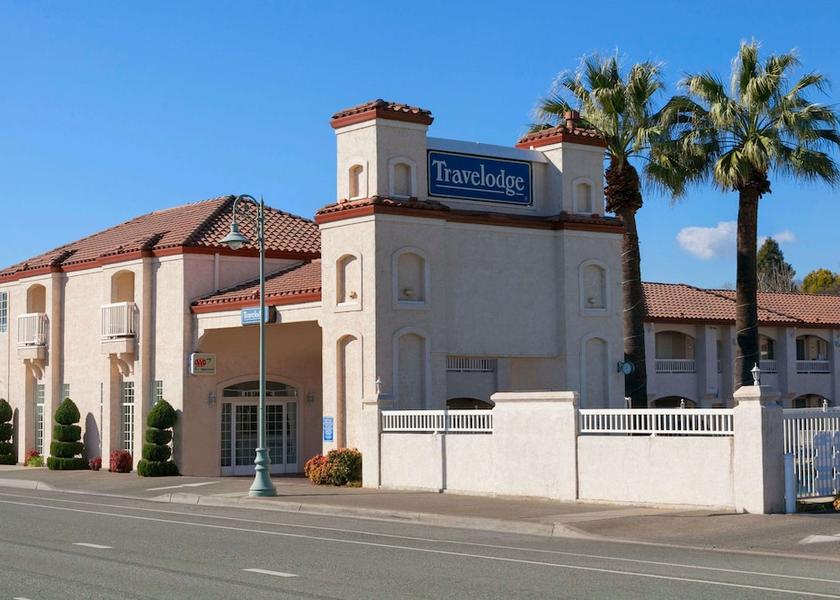 California Redding Exterior Detail