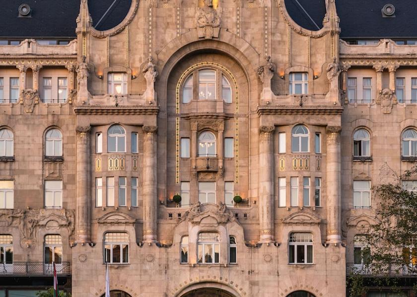  Budapest Facade