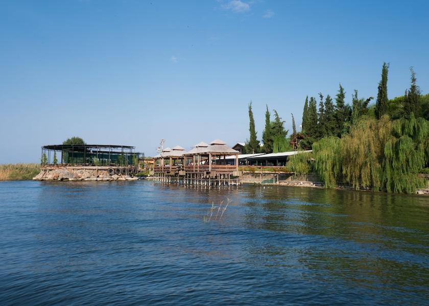  Orhangazi Exterior Detail