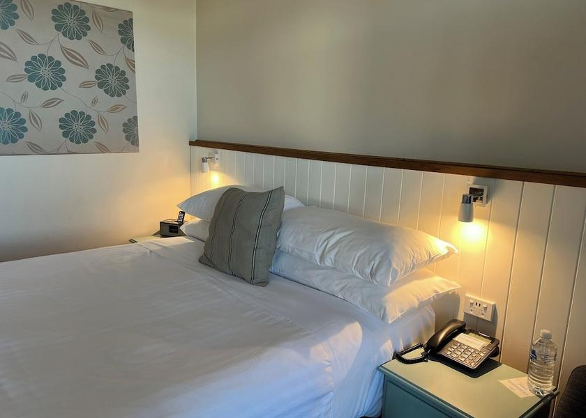 Tasmania Wynyard Room