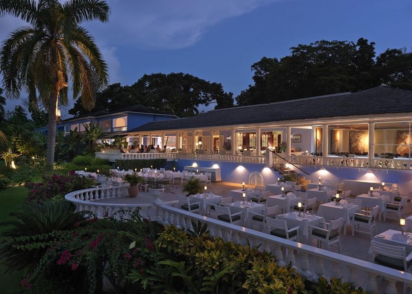 Saint Ann Ocho Rios Outdoor banquet area