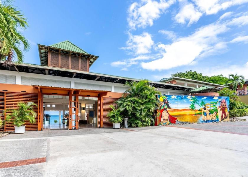 Cocle Rio Hato Exterior Detail