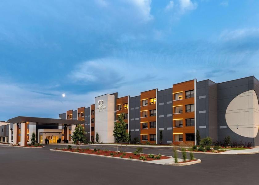 Ontario Kingston Exterior Detail